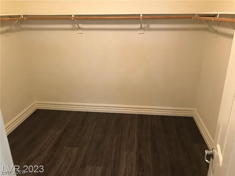 9746 Kampsville Ave — Photo 24