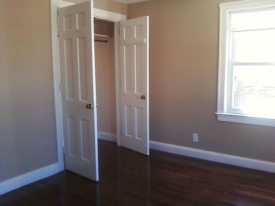 2nd image of 670 Main St