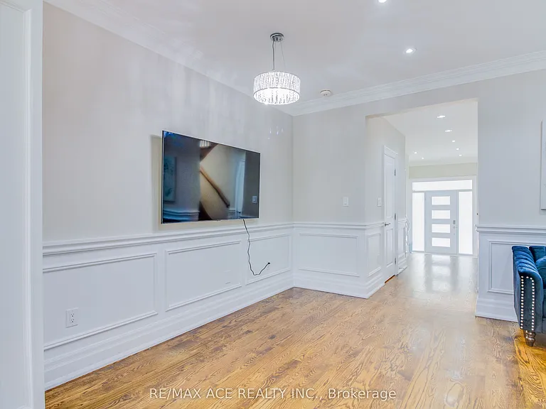 21 Haddon Ave — Photo 4