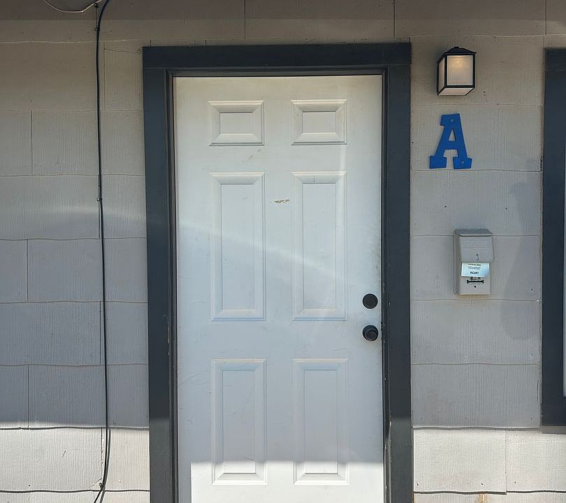 1st image of 700 Russell St