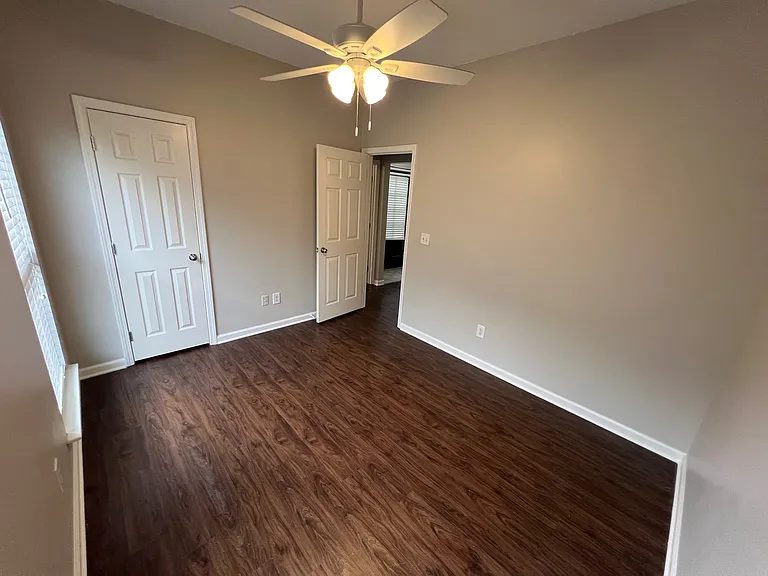 1274 Pebble Creek Cir — Photo 10