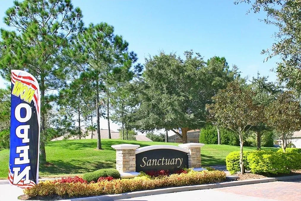 Building Photo - 3574 Sanctuary Dr #85