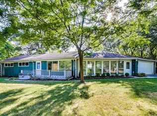 1227 W 53rd Pl, La Grange Highlands, IL