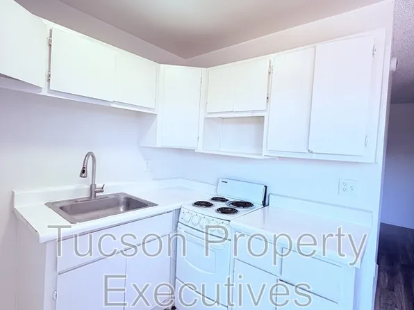 3810 E Monte Vista Dr, Tucson, AZ