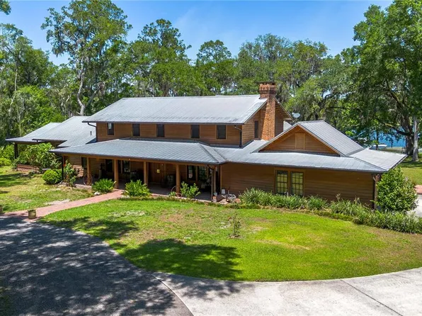 943 S County Road 21, Hawthorne, FL 32640