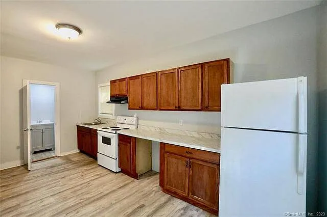 389 Orchard St — Photo 10