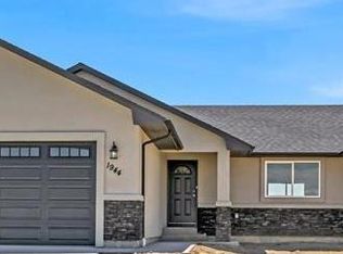 1944 E Frying Pan Dr, Pueblo West, CO 81007