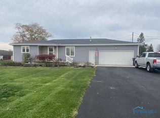 2710 Crystal Ave, Findlay, OH 45840