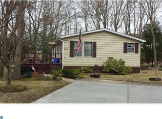 101 Shenandoah Dr, Sicklerville, NJ 08081