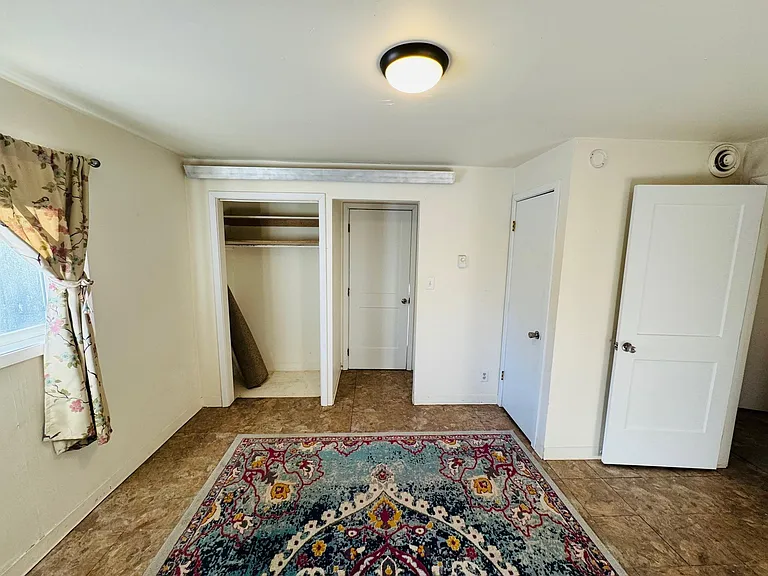716 Blaine Ave #2 — Photo 7