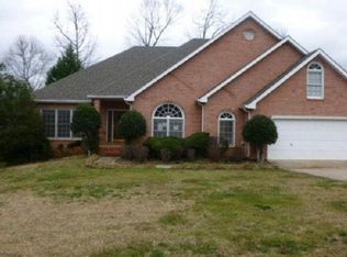 6918 Stone Throw Ct, Stone Mountain, GA 30087