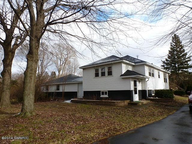 1st image of 1822 Greenly Ave