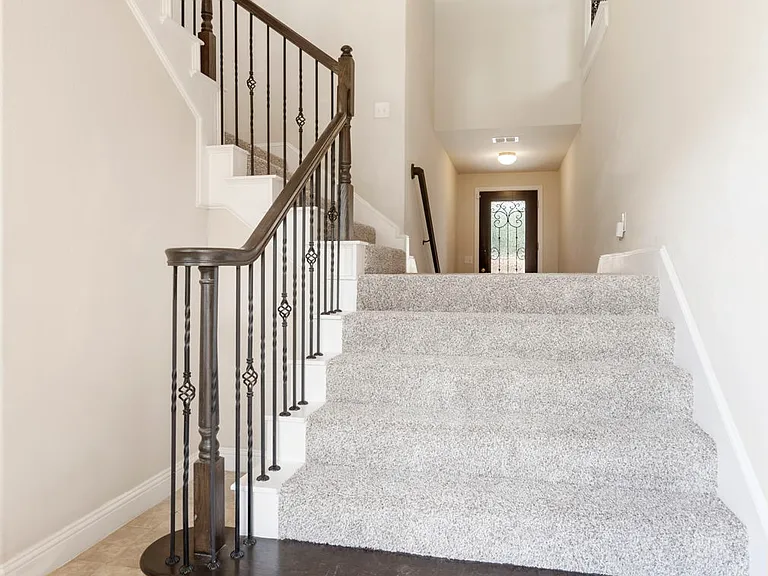 2640 Venice Dr #2 — Photo 9