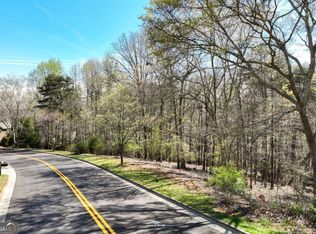 304 Point Olympus Dr, Gainesville, GA 30506