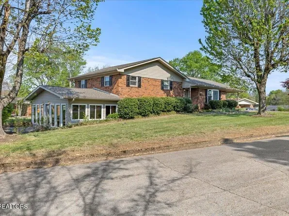 610 Hudson St, Athens, TN 37303