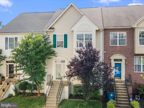 14721 Truitt Farm Dr, Centreville, VA 20120