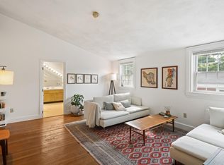 71 Benefit St APT 4, Providence, RI 02904