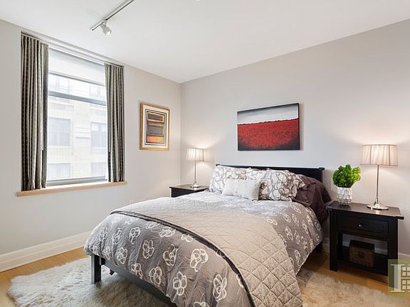 3rd image of 110 Livingston St APT 11O