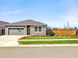 2769 Noble Fir Dr, Medford, OR