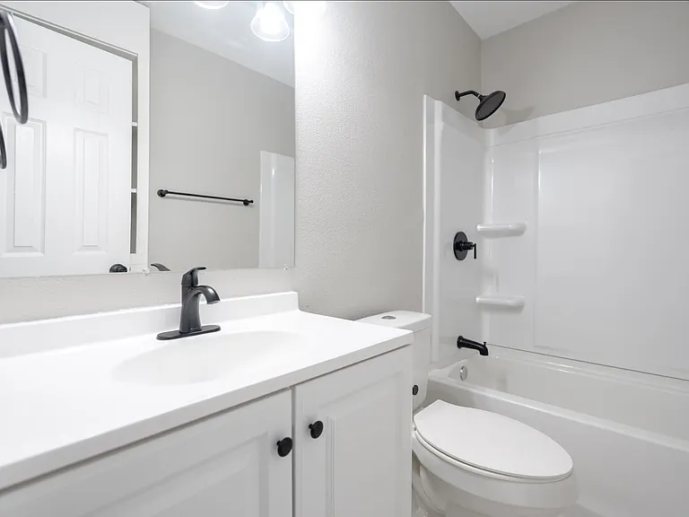 9521 Palmetto Ln — Photo 5