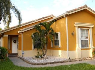 16459 SW 98th Ter, Miami, FL 33196