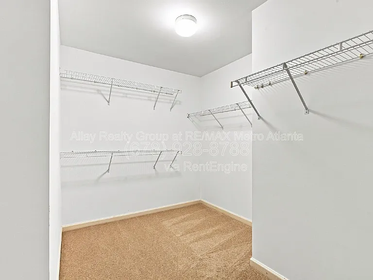 6725 Ridgefield Dr — Photo 23
