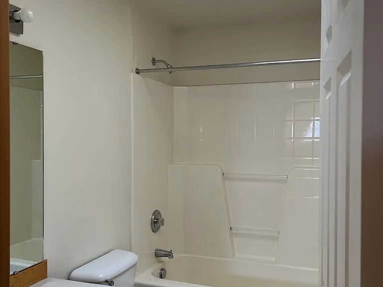 upstairs bathroom with skylight