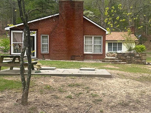 2nd image of 204 Boone Rd