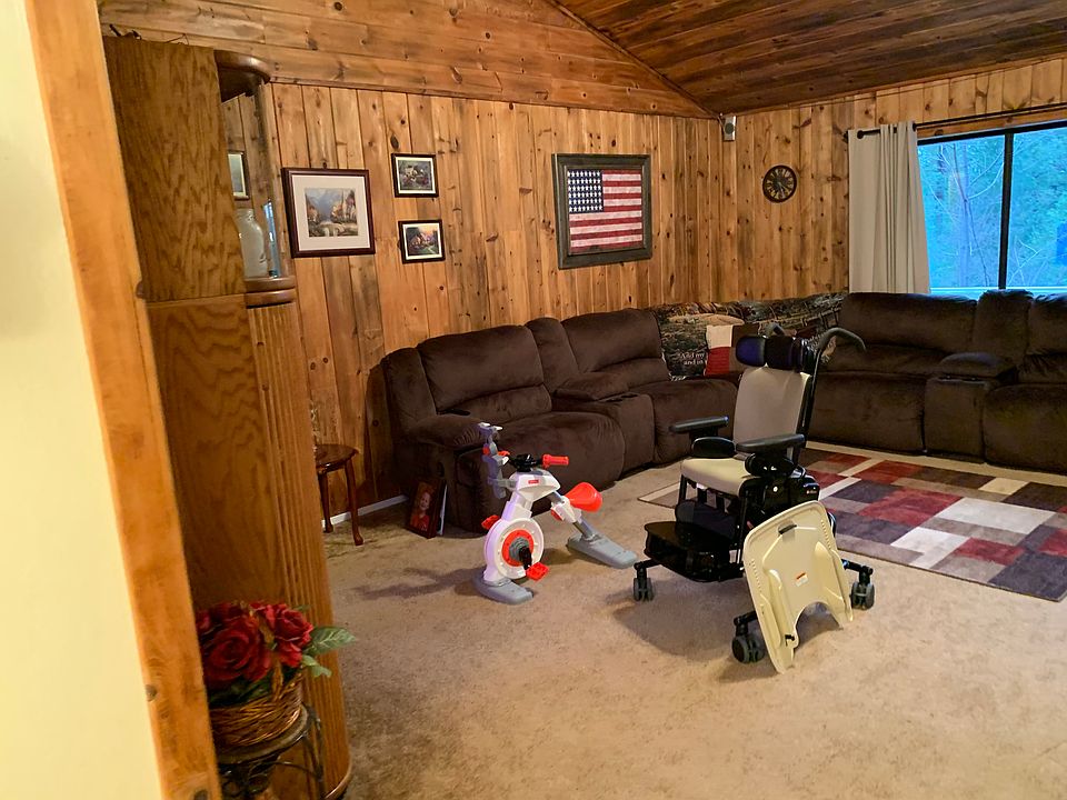 1st image of 352 Sunnyside Dr