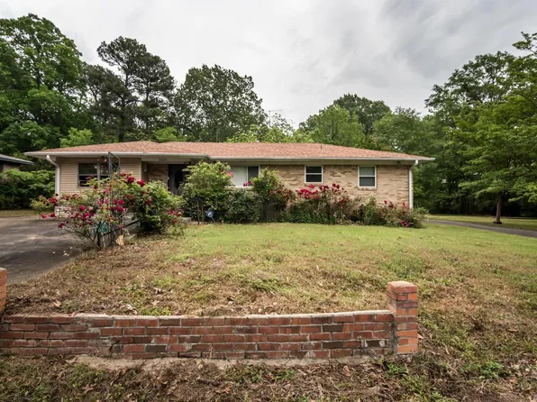 8601 Dreher Ln, Little Rock, AR 72209