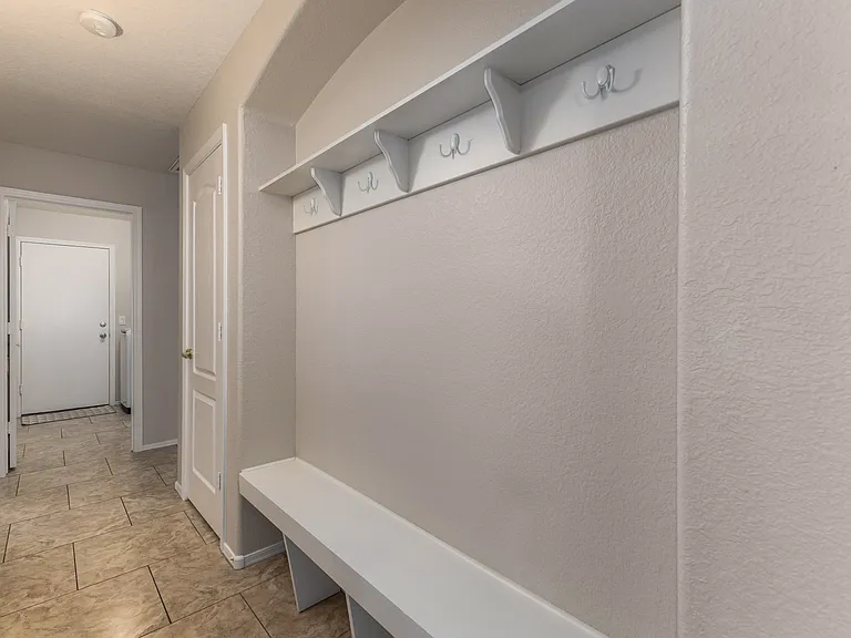 6424 E Menlo St — Photo 28