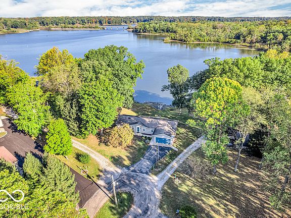 2nd image of 1058 S Turnbow Dr