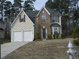 6893 Smoke Ridge Dr, College Park, GA 30349