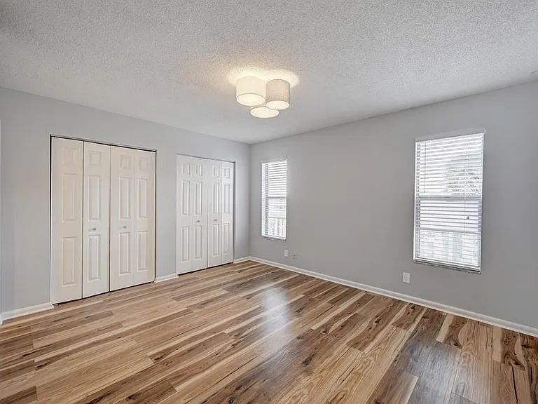 342 Southwind Dr #216 — Photo 17