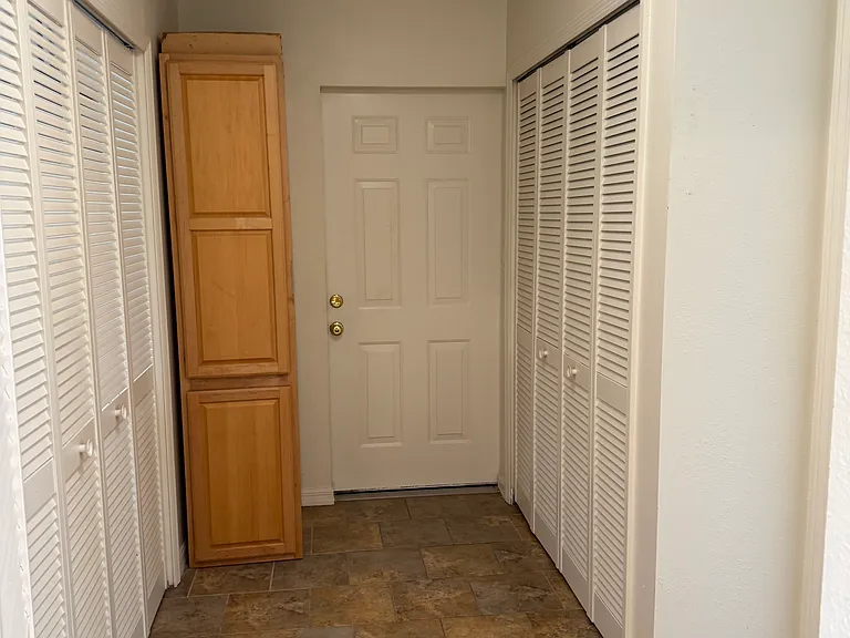 4635 SE 137th Pl — Photo 12
