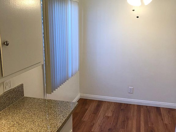 5th image of 10658 Fairhall St APT 2
