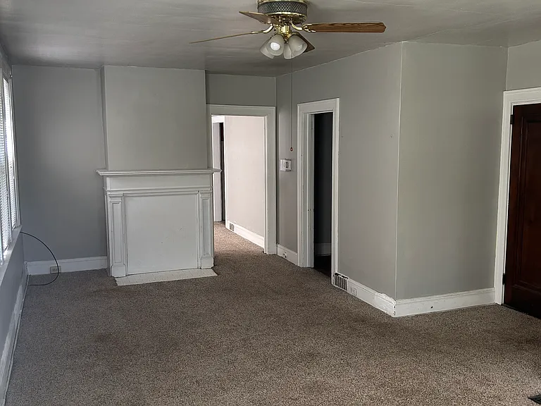 16 Lynwood Ave #1 — Photo 2