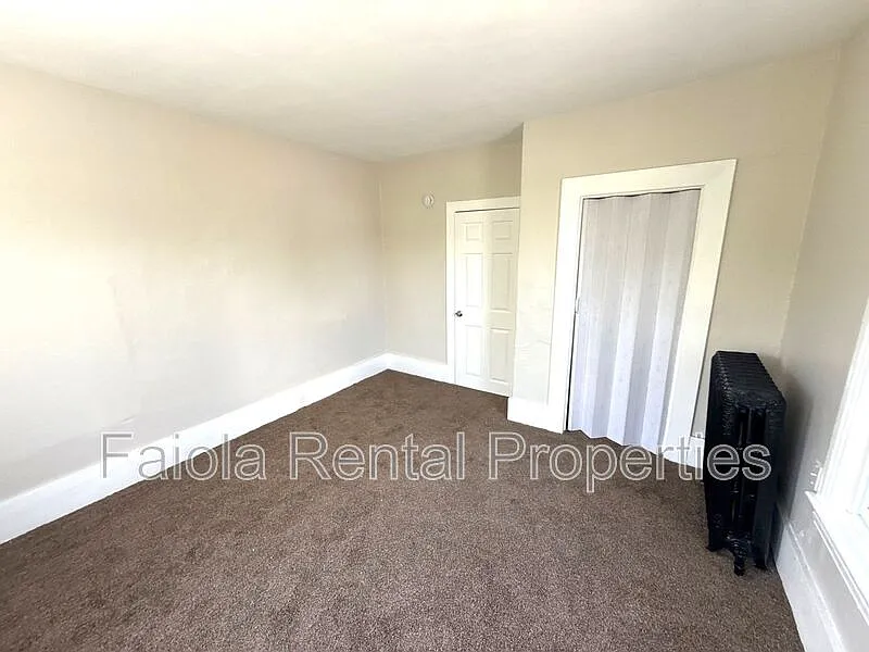 2 bed, 1.0 bath, 860 sqft, $1,400 — Photo 4