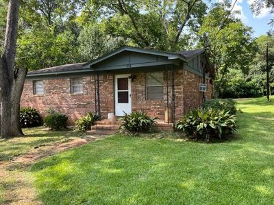 878 3rd Ave SE, Dawson, GA, 39842