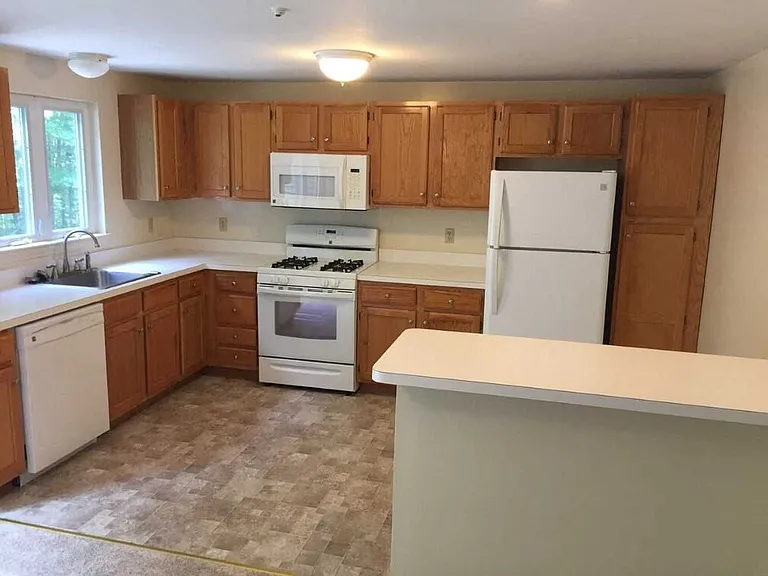 Birchwood Hills — Photo 20