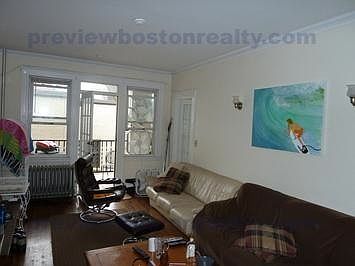 1st image of 12 Melvin Ave #11