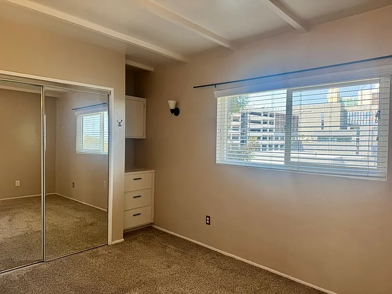 4284 3rd Ave — Photo 3