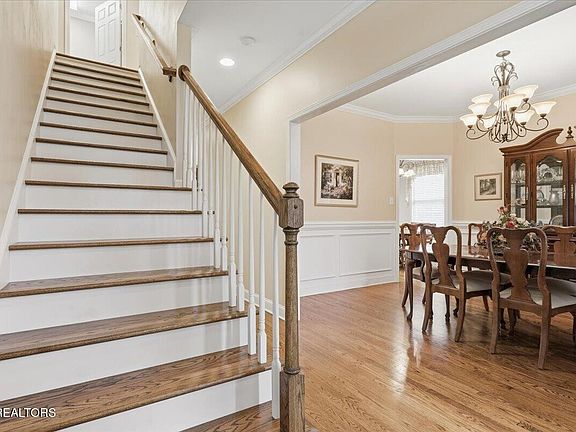 4th image of 10320 Riverwalk Ln