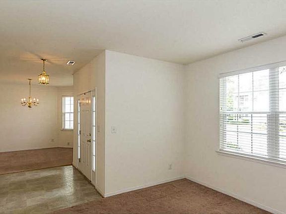 4th image of 3784 Cainhoy Ln