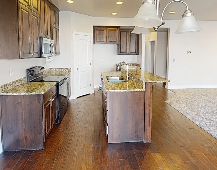 246 E Bridgewater Ln — Photo 21