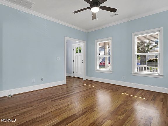 2nd image of 115 Magnolia St