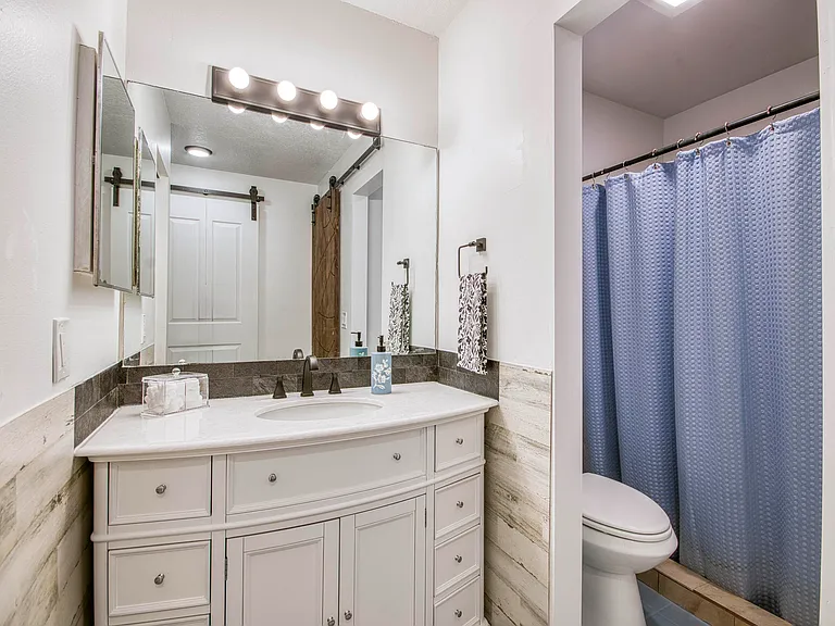 178 Pinewood Ct — Photo 11