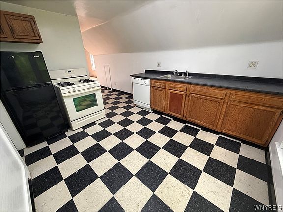 4th image of 33 Tyler St