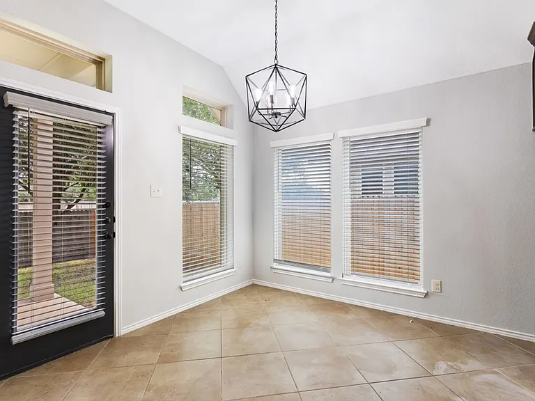 2185 Range Rd — Photo 12