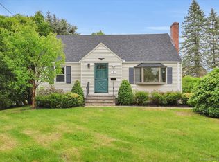 8 George St, Cromwell, CT 06416